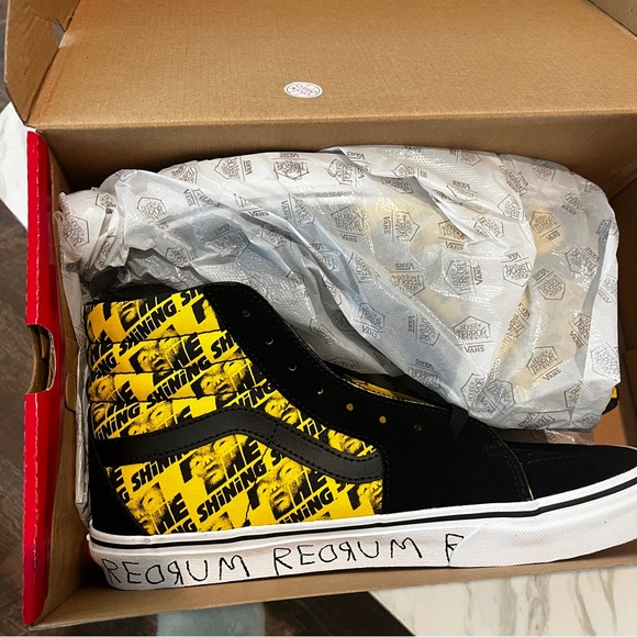 Vans House of Terror x Sk8-Hi 'The
Shining' Men’s Size 10 - Picture 5 of 9
